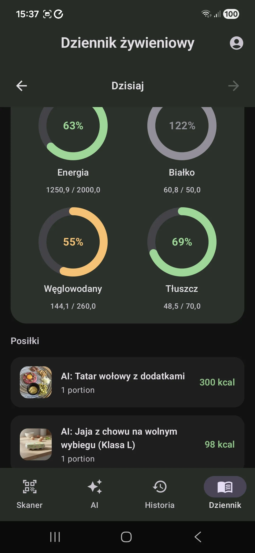Dziennik diety z podsumowaniem dnia w aplikacji